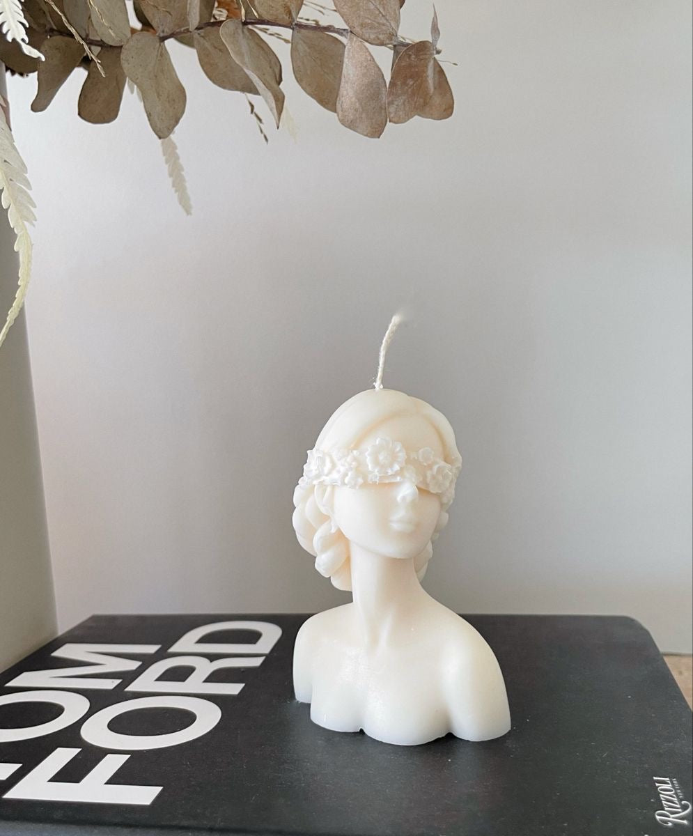 LADY CANDLE