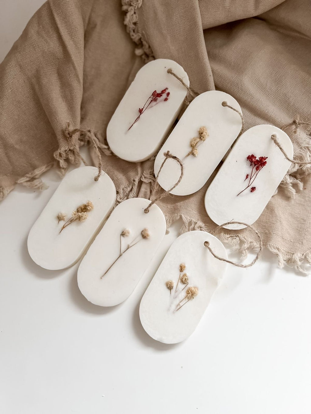 SACHETS PARFUMÉS POUR ARMOIRE OU VOITURE